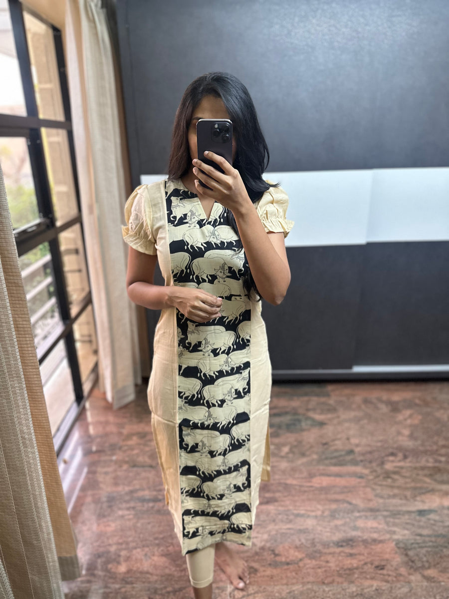 Offwhite Pichwai Kurta