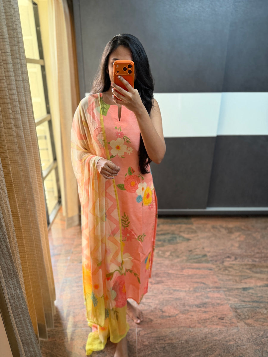 Peach Mul Cotton Top with Chiffon Dupatta