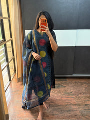 Navy Pomegranate Pigment Maheshwari Top and Dupatta