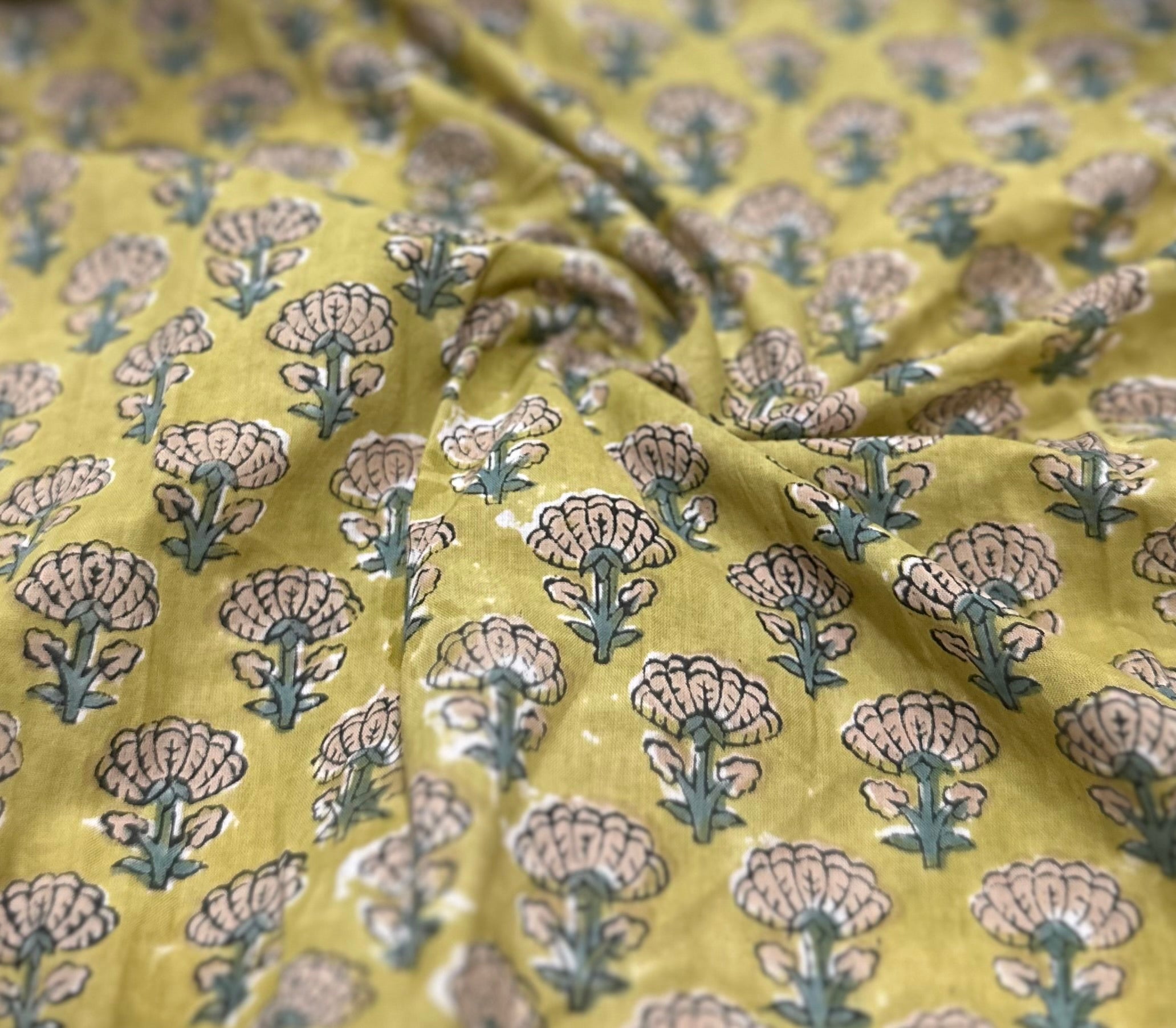 Green Aliacut Kurta Set
