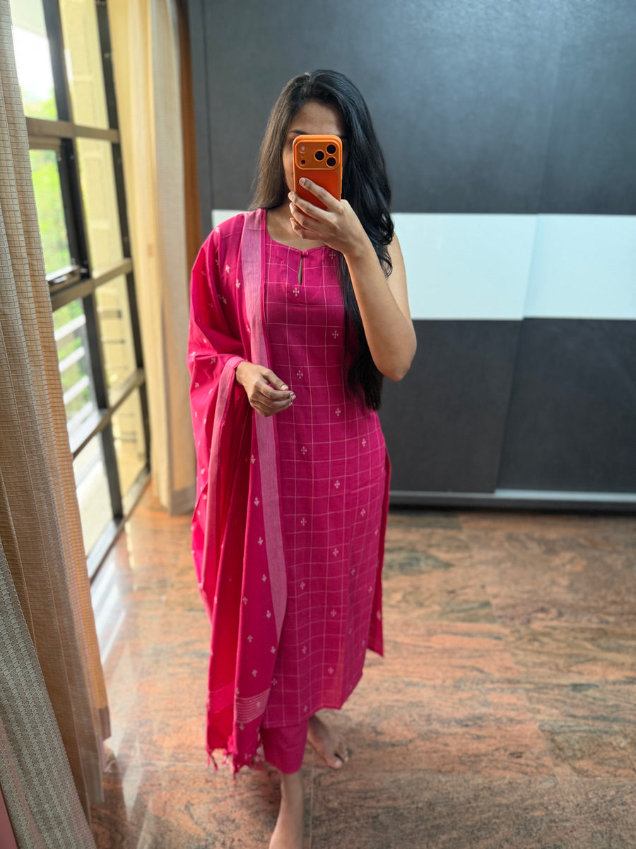 Hot Pink Handloom Set
