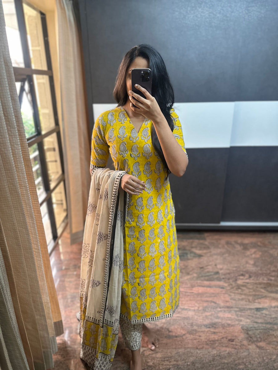 Yellow Cotton Set