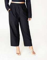 Black cotton solid pant
