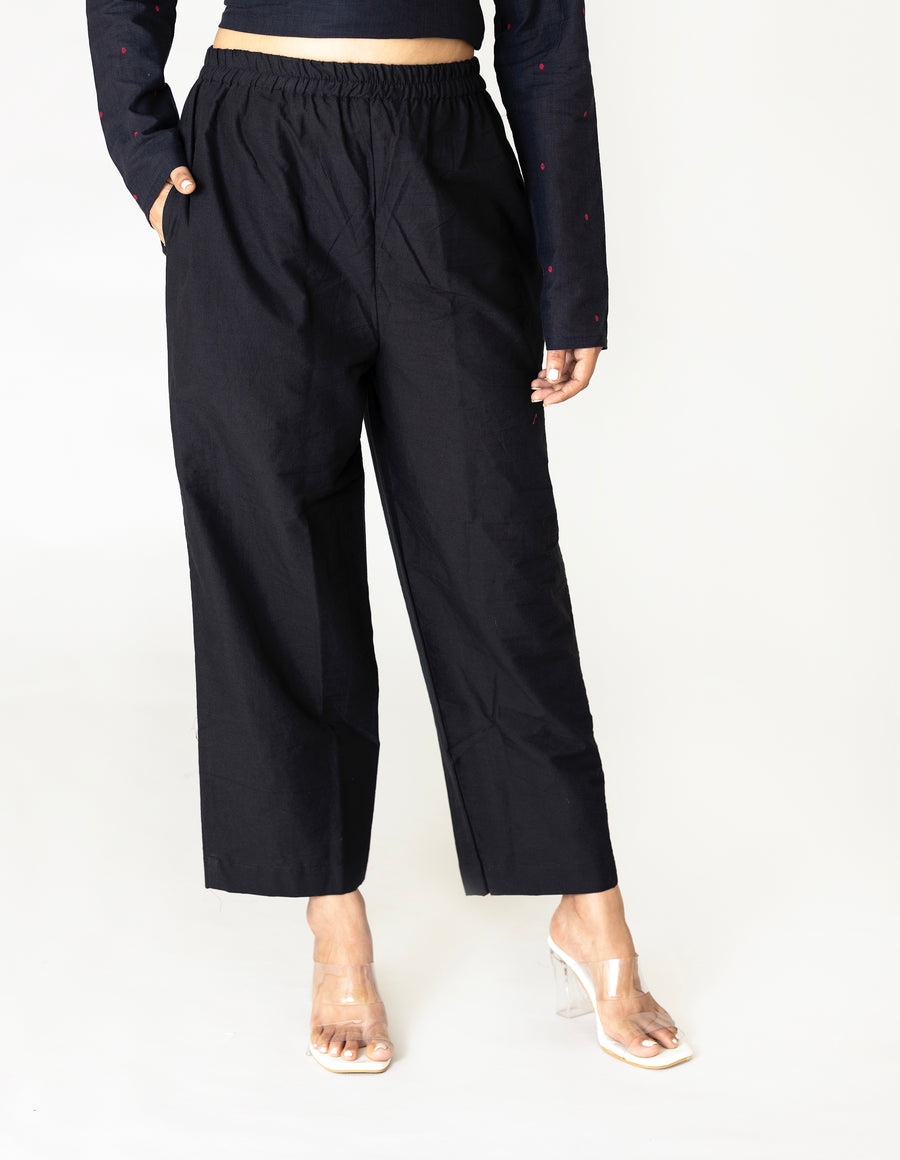 Black cotton solid pant