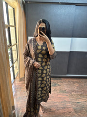 Vanaspathi Ajrakh 3 Piece Set (Brown)