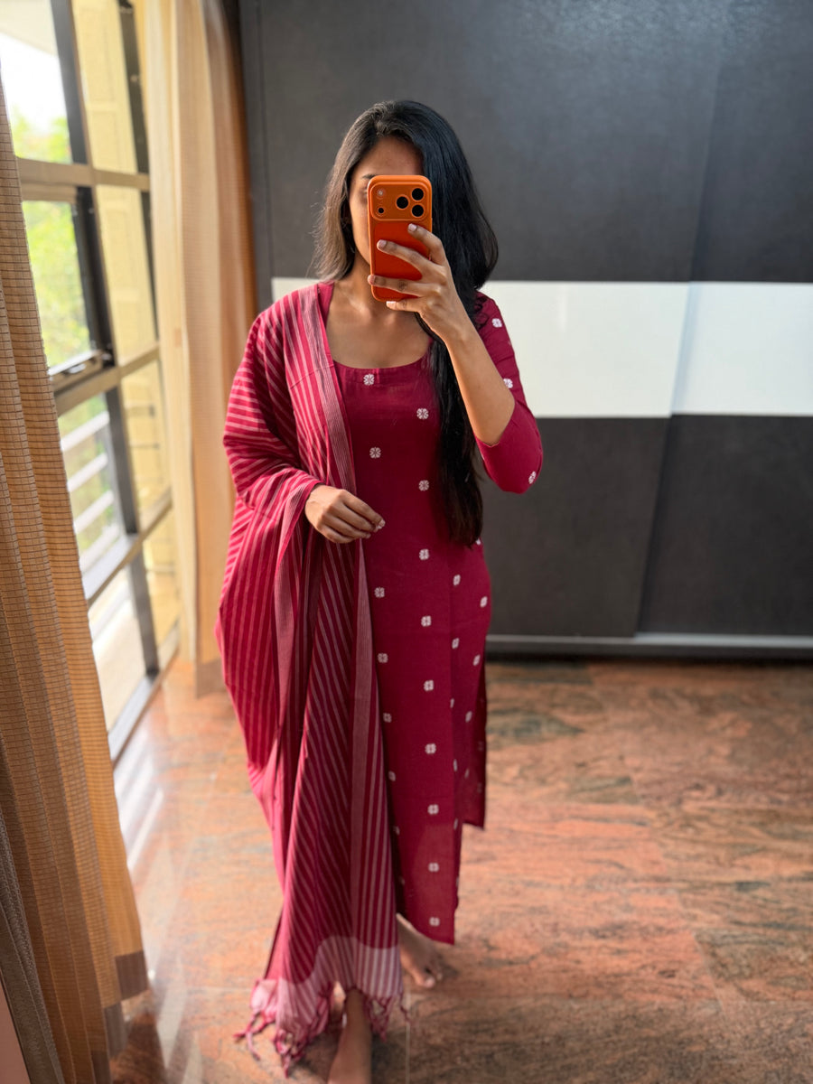 Red Handloom 3 piece Set
