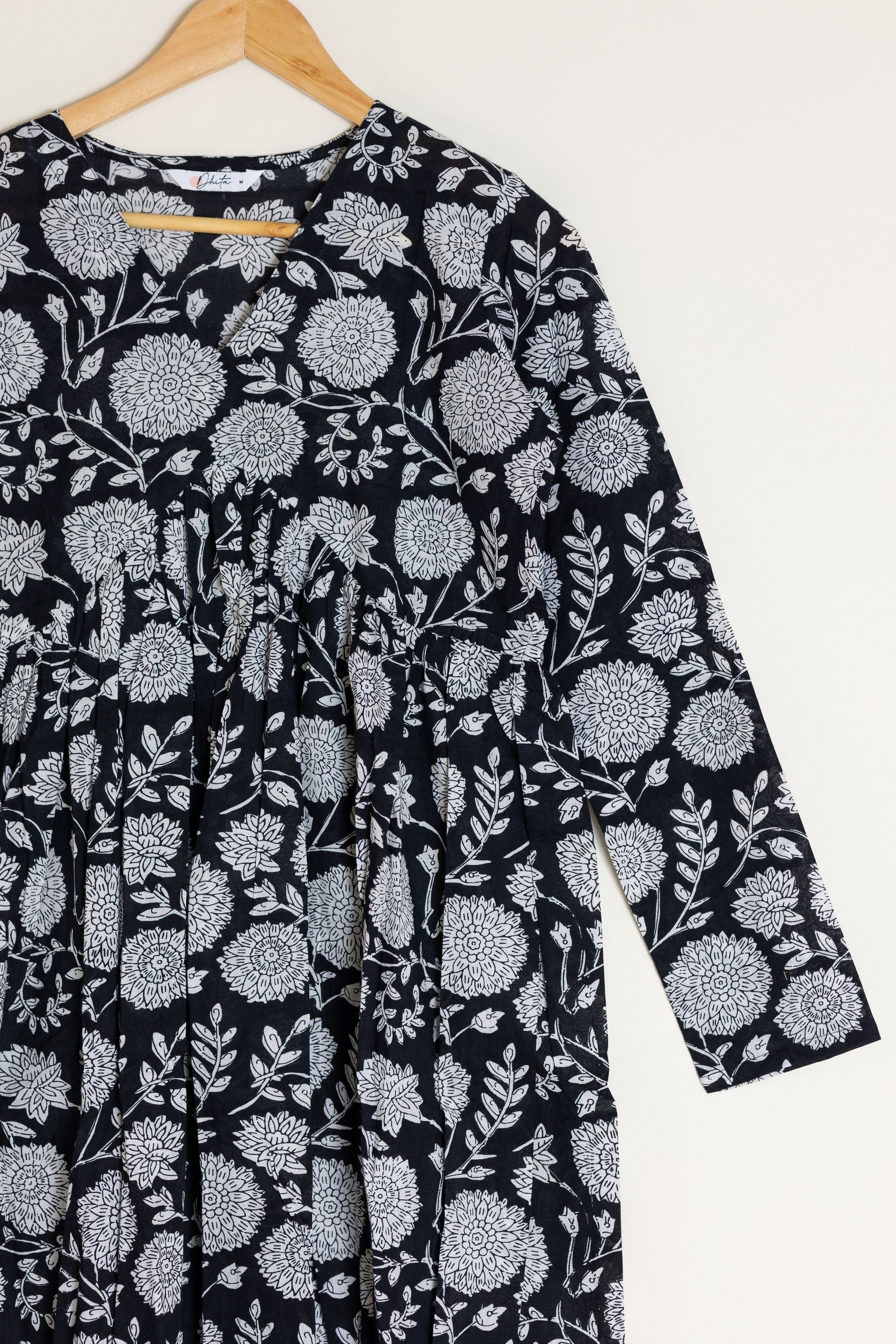 Black Floral Alia Cut Kurta