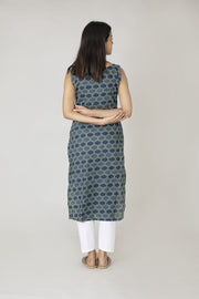 Indigo Sleevless Kurta